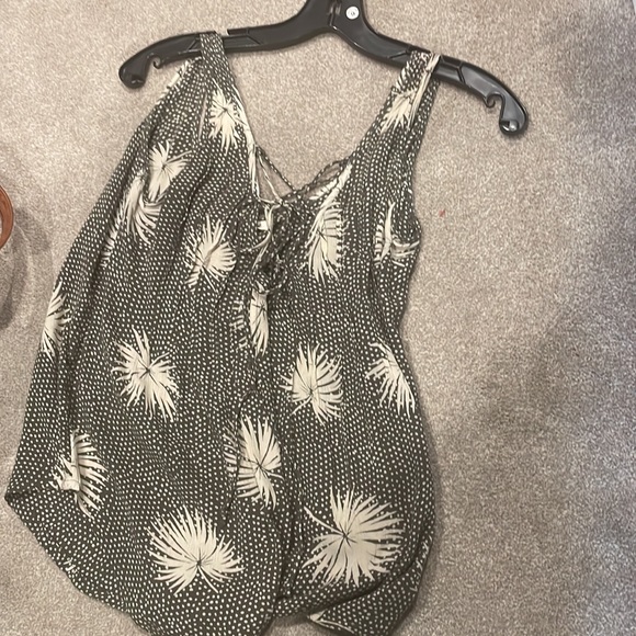 Billabong palm print lace up blouse - Picture 4 of 4